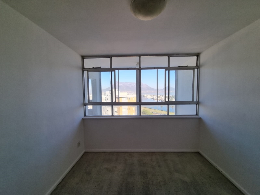 2 Bedroom Property for Sale in Milnerton Central Western Cape